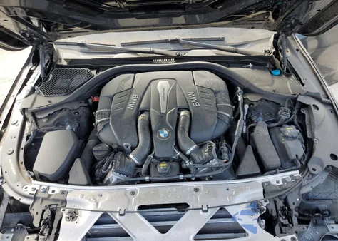 2019 BMW 750 Xi from USA, damaged, VIN WBA7F2C5XKB240290